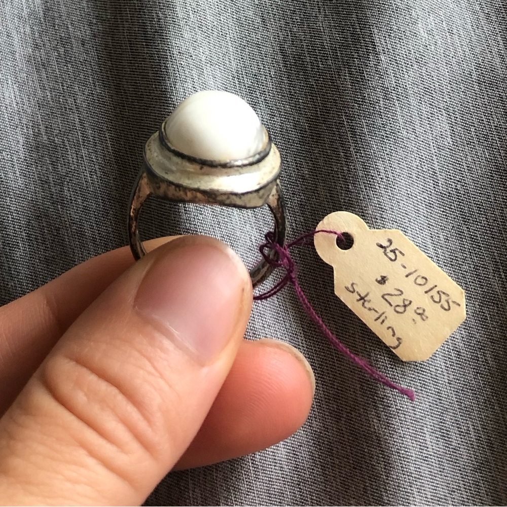 White Stone Ring - image 3